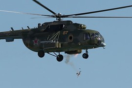 Trực thăng đa năng Mi-8 Việt Nam có thể rải mìn?