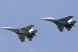 Cận cảnh dàn tiêm kích Su-27/30 Nga hiện diện ở Crimea