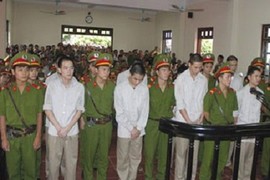 Vụ “quan tài diễu phố“: 1 án tử, 2 án chung thân