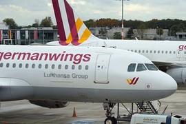 Phi công Germanwings đình công sau vụ máy bay Airbus A320 rơi