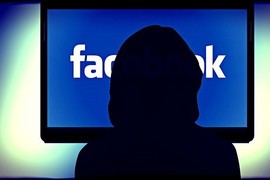 Hacker Việt bán xác tài khoản Facebook, kiếm tiền tỷ mỗi tháng