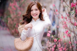 Hot girl Hà thành trong “Những ngày không quên” ăn mặc nữ tính