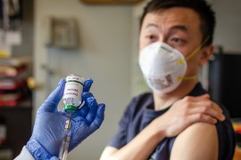 60 người tình nguyện thử nghiệm vaccine Covid-19 của Việt Nam