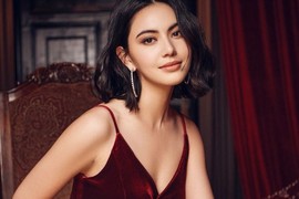 “Ma nữ” Thái Davika Hoorne và bí quyết khoe vòng eo như Ngọc Trinh 