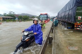 Dự báo thời tiết 28/9: Bão số 4 đổ bộ, miền Trung mưa xối xả