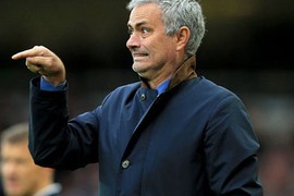 Cầu thủ Chelsea tin Mourinho sẽ bị “trảm"