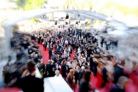 Diễn viên Hollywood đến Cannes làm gái mại dâm với giá khủng