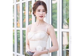 HH Đặng Thu Thảo lộ khuyết điểm khó thay đổi trên cơ thể