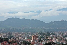 Đến Nepal xem hỏa táng bên bờ sông Bagmati