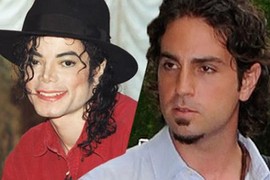 Nạn nhân của Michael Jackson tiết lộ tình tiết gây sốc về vụ ấu dâm