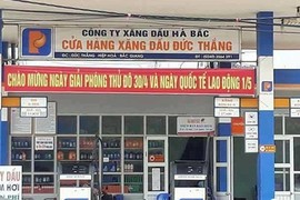 Băng rôn tại cây xăng Bắc Giang viết sai nội dung nghiêm trọng