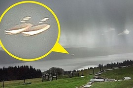 Vật thể lạ giống UFO xuất hiện ở hồ Loch Ness