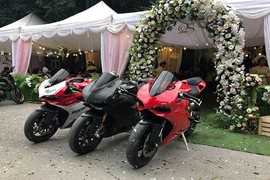 "Lác mắt" với dàn moto phân khối lớn trong đám hỏi ở Hải Phòng