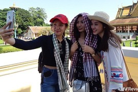 Selfie đã "chinh phục" cả thế giới như thế nào?