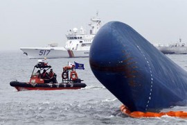 Toàn cảnh ngày thứ 3 vụ chìm phà Sewol: 26 người thiệt mạng