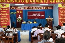 Chủ tịch Phan Xuân Dũng tiếp xúc cử tri sau Kỳ họp thứ 5