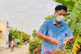 Bí thư thôn Trần Quang Huy: “Hô biến” đường có hoa, nhà có số