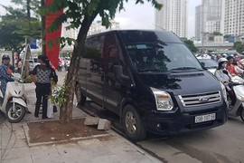 Limousine "núp bóng" xe hợp đồng, chạy tuyến cố định bát nháo