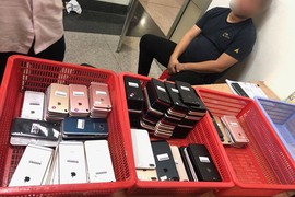 Phi vụ buôn lậu 'khủng': 2.500 smartphone từ Trung Quốc vào Việt Nam