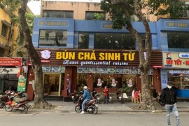 Hà Nội: Vì sao chủ cơ sở Bún Chả Sinh Từ bị kiện ra tòa?