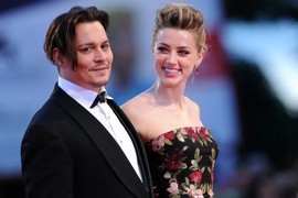 Johnny Depp vung bao nhiêu tiền tặng quà cho Amber Heard khi yêu?