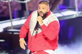 DJ Khaled bị chỉ trích vì sợ bẩn giày Nike Air Jordans