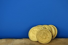 Giá Bitcoin tăng lên 8.000 USD sau khi Iran tấn công căn cứ Mỹ