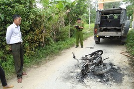 Hàng trăm người nhận tội đánh chết trộm chó