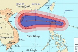 Bão Krosa đang ngày càng mạnh và tiến gần biển Đông