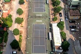 3.000 m2 "đất vàng" công viên giữa HN biến thành sân tennis