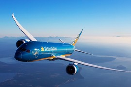 Cứu hành khách, máy bay Vietnam Airlines hạ cánh khẩn cấp