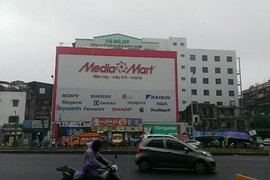 Nếu vi phạm luật treo biển quảng cáo, MediaMart bị phạt thế nào?