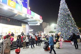 10 điểm chơi Noel  “xả láng” giá mềm nhất Hà Nội