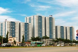 Hình ảnh chung cư Carina Plaza trước khi bị cháy khiến 13 người chết