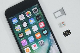 Nhiều nơi xả hàng để dừng bán iPhone khóa mạng tại VN