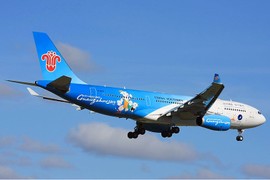 Giòi trên máy bay: Phát hiện "vật lạ" trong đồ ăn hãng China Southern Airlines