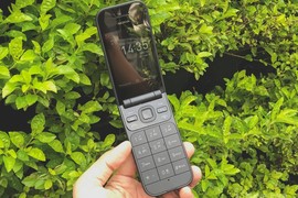 Nokia ra mắt điện thoại nắp gập 2720 Flip tại Việt Nam, giá 1,99 triệu đồng