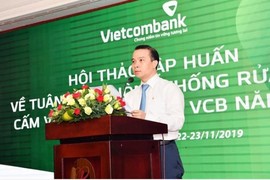 Ông Đỗ Việt Hùng kinh qua vị trí nào trước khi ngồi “ghế nóng” Vietcombank?