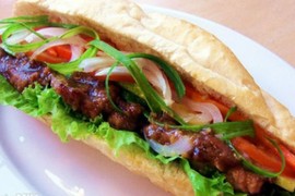 Bánh mì kẹp thịt kiểu Việt Nam được làm như thế nào?