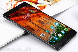 Smartphone RAM 4 GB, cảm biến vân tay giá gần 5 triệu