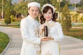 Bỏ núi xuống phố mưu sinh, “cô dâu 62 tuổi” trải lòng về chồng