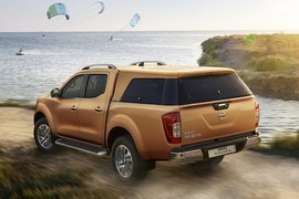 Nissan ra mắt phụ kiện “siêu tiện dụng” cho bán tải Navara