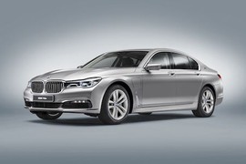 Cận cảnh BMW 7 Series “siêu tiết kiệm” chỉ 2,1 lít/100km