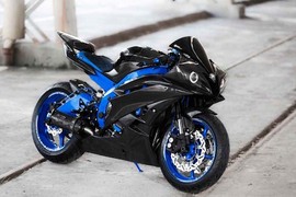 “Quái vật” Yamaha R6 độ full carbon siêu cá tính