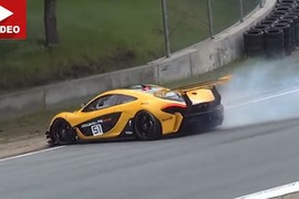 Siêu xe McLaren P1 GTR “hút chết” trên đường đua