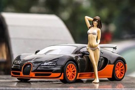 Siêu xe Bugatti Veyron đọ dáng bên "siêu mẫu" bikini 