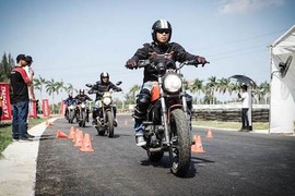 Khoá huấn luyện Ducati Riding Experience sắp đến Hà Nội