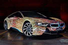 BMW i8 “hóa thân” thành tác phẩm nghệ thuật tại Ý