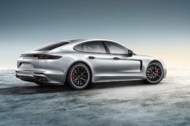 Porsche Panamera mới “độc hơn” với gói nâng cấp Exclusive