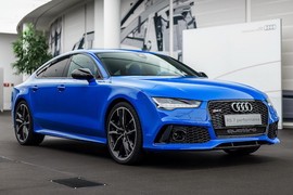 Audi RS7 Sportback siêu độc với “áo xanh" Porsche